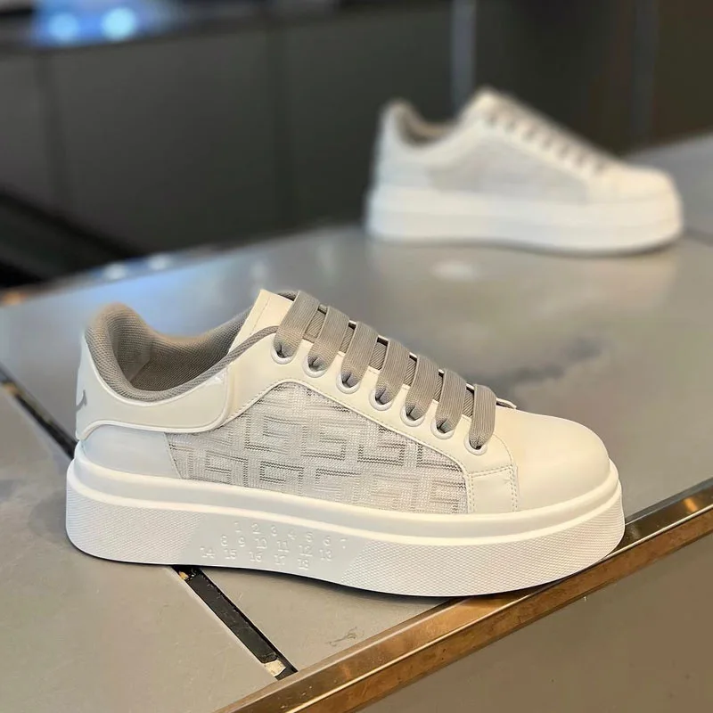 Mens Fashion Trends 2026 - Modne męskie oddychające sneakersy na rok